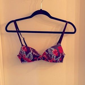 ❗️SOLD❗️Victoria’s Secret PINK Wireless Bra - Size 34 AA